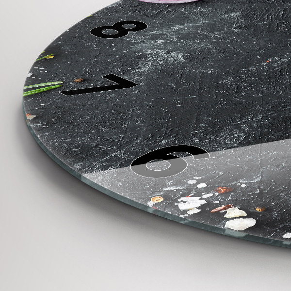 hodiny na skle Zelenina na stole